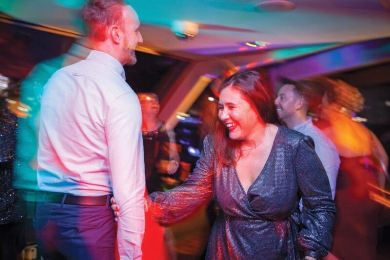 London: Christmas Party Dinner Cruise - FAQ