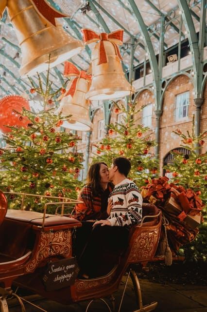 London: Christmas Photography and Video Photoshoot - Who Should Consider This Tour?