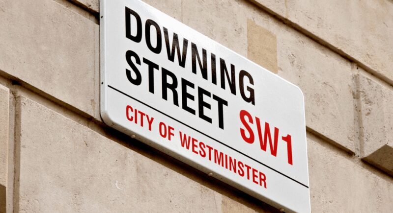 London: Churchill and World War 2 Walking Tour - Personal and Historical Spots