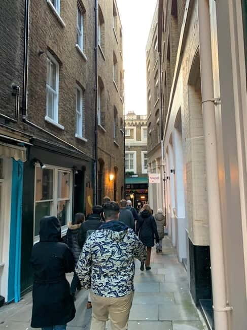 London: City of London Pubs Private Guided Walking Tour - Who Should Consider This Tour?