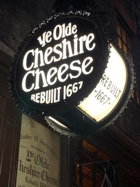 London: City of London Pubs Private Guided Walking Tour - The Sum Up