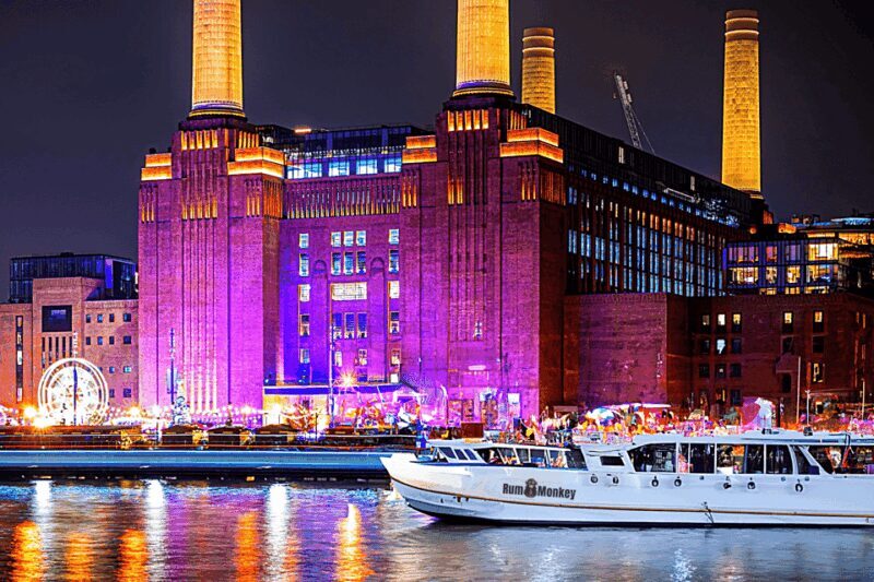 London: Dark Comedy on Iconic Battersea Barge - Final Thoughts