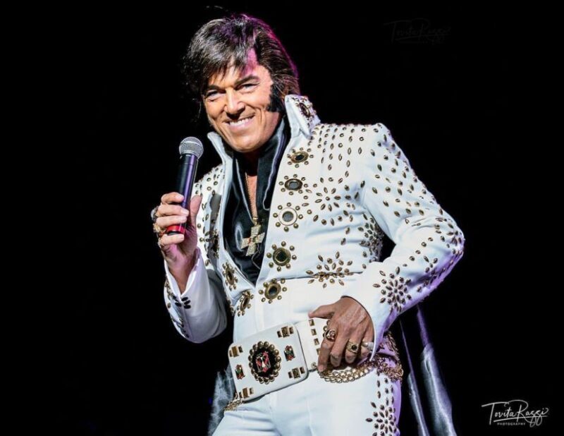 London: Dinner Cruise with Elvis Tribute on the Thames River - The Music & Dancing Experience