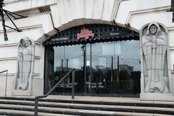 London Dungeon Entry & Westminster Walking 3 Hour Tour - The London Dungeon Experience: What to Expect