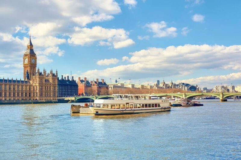 London: Full-Day Sightseeing Bus Tour with River Cruise - Key Points