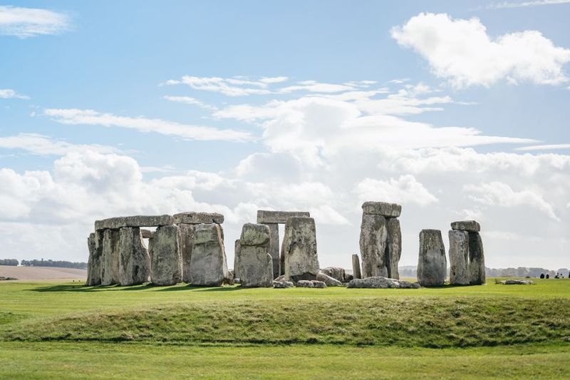 London: Full-Day Windsor, Stonehenge, and Oxford Tour - Stonehenge Timing: It’s Enough for the Site, Not for Wandering Forever