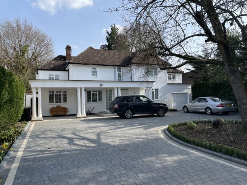 London: George Michael Tour by Black Taxi - The Practical Side: What to Expect