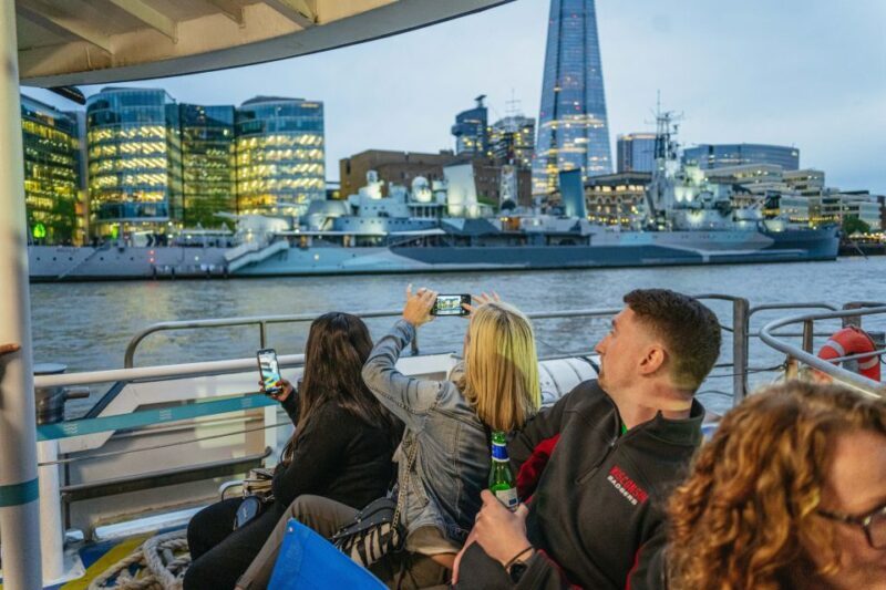 London: Ghost Walk and River Thames Boat Ride - Exploring the Highlights: What’s Included and What to Expect