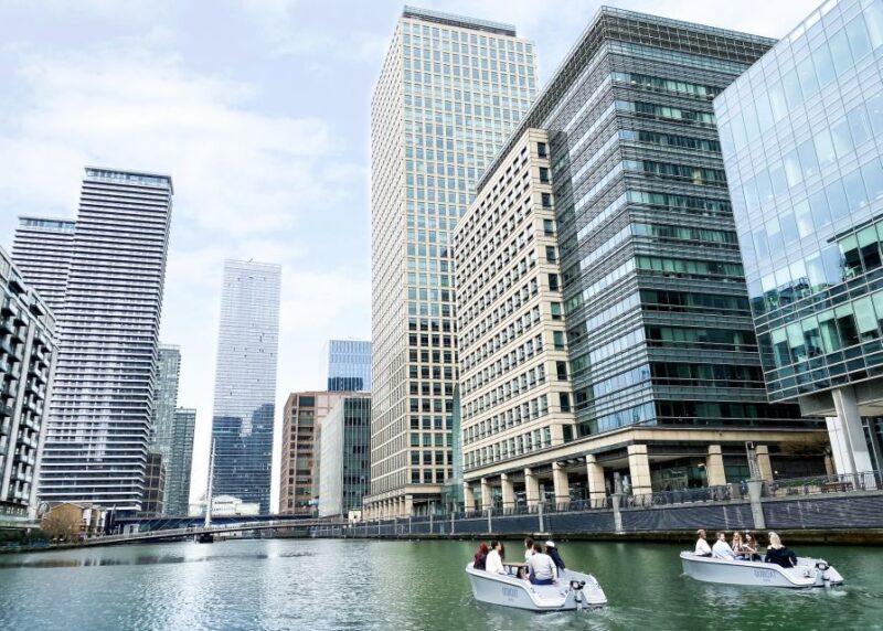 London: GoBoat Rental in Canary Wharf with London Docklands - What Is the GoBoat Experience Really Like?