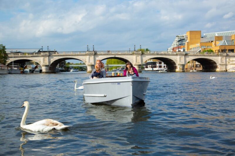 London: GoBoat Rental in Kingston upon Thames - Who Is This Experience Best For?