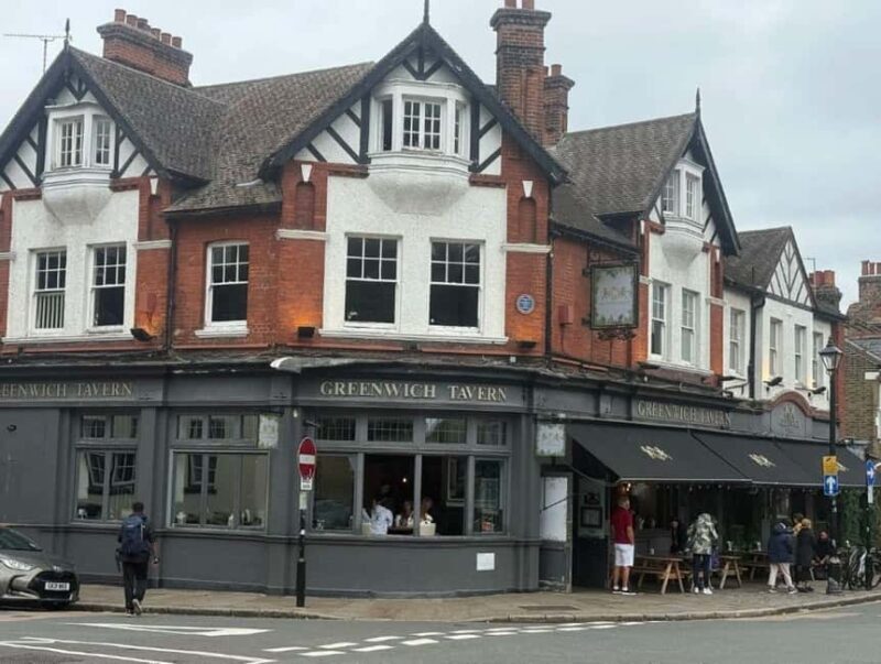 London: Greenwich Pub Crawl with Beer and Dinner Option - The Sum Up