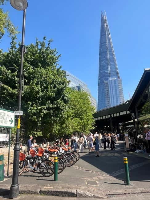 London: Guided E-bike Tour - An In-Depth Look at the London E-bike Tour