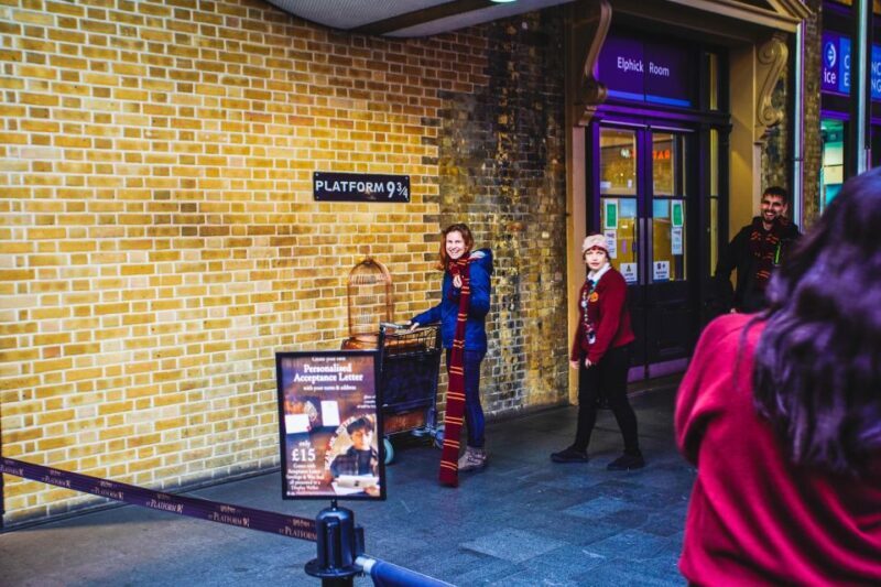 London: Harry Potter Movies Walking Tour (Kids Go Free) - FAQs