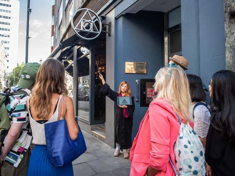 London: Harry Potter Sights and Film Tour: Deluxe Private - What’s included and what’s not?