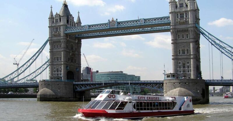 London: Harry Potter Walking Tour and River Thames Cruise - What the Reviews Say