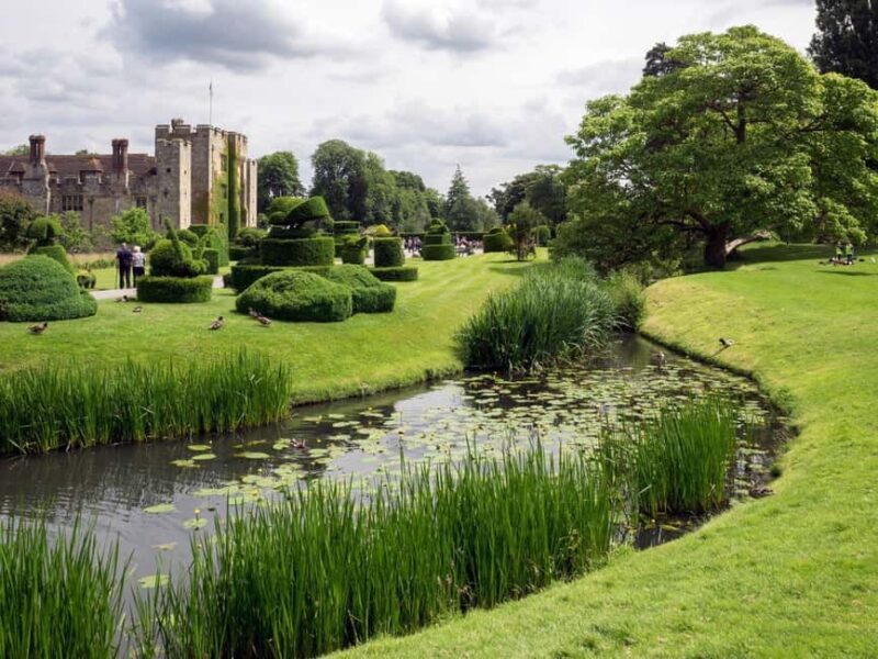 London: Hever Castle & Chartwell House Private Day Tour - Lunch and Relaxation