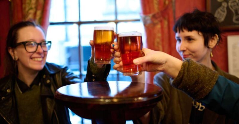 London: Historic Pubs, British Ales & Classic Dishes - A Close Look at the Tour Experience