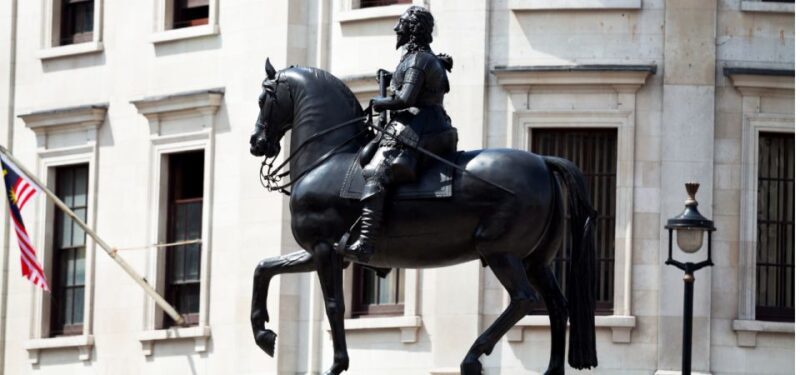 London: Historical Walking Tour in Westminster with an APP - The Practicalities and Considerations