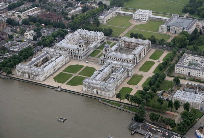 London: Hop-On Hop-Off 1 Day River Pass + Painted Hall - The Experience on the Water