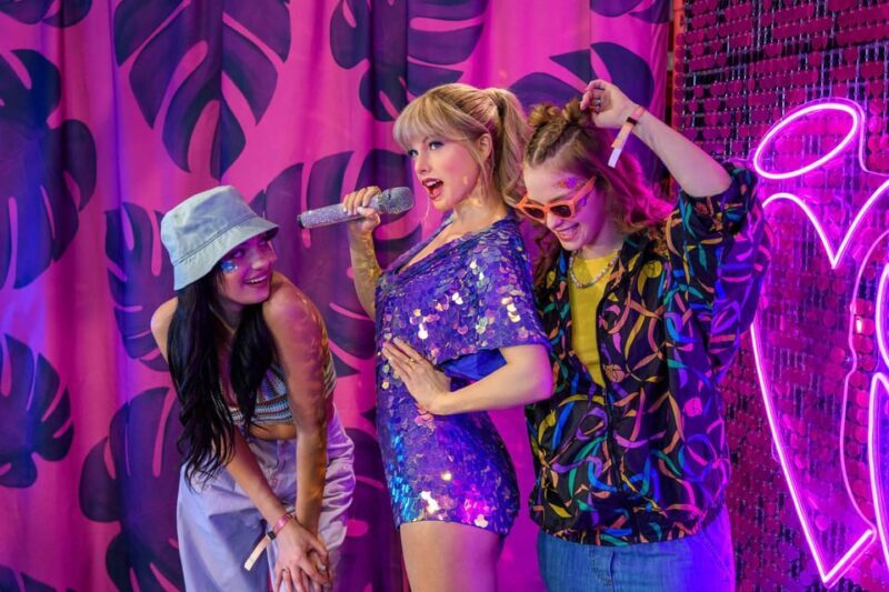 London: Hop-on Hop-off Bus Tour and Madame Tussauds Ticket - Breaking Down the Experience