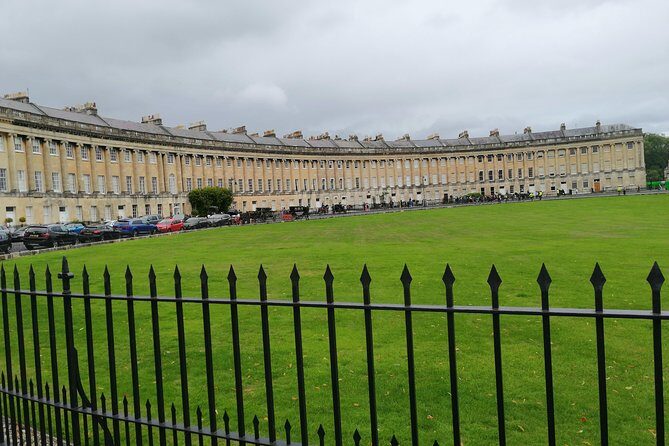 London Hotel Return via Bath & Stonehenge & Windsor Castle - FAQ