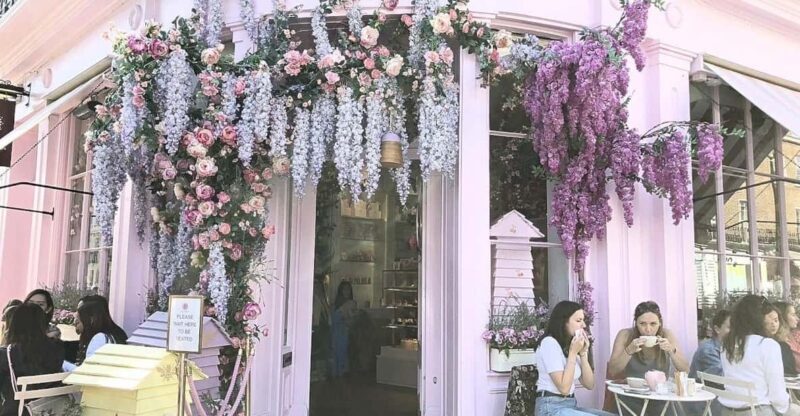 London: Instagram Photos Black Cab Tour with Hotel Pick Up - What to Expect from the Black Cab Photography Tour