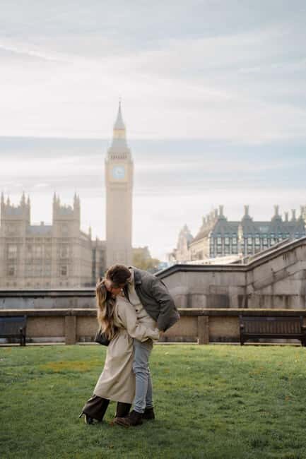 London Instagram Photoshoot - 20 edited photos - Experience & Reviews