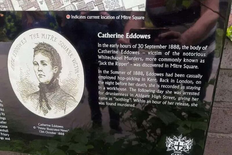 London: Jack the Ripper Tour with Drinks - An Honest Look at the Jack the Ripper Tour and Drinks