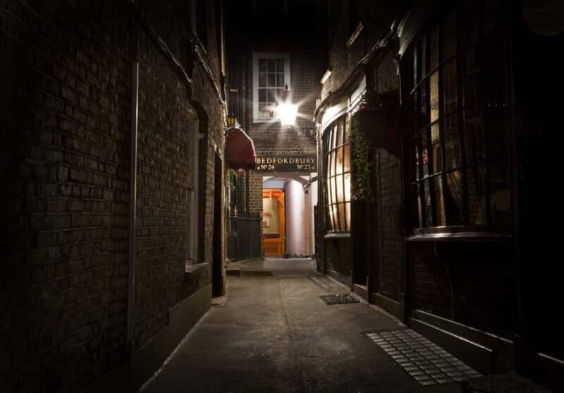 London: Jack the Ripper Walking Tour - Key Points