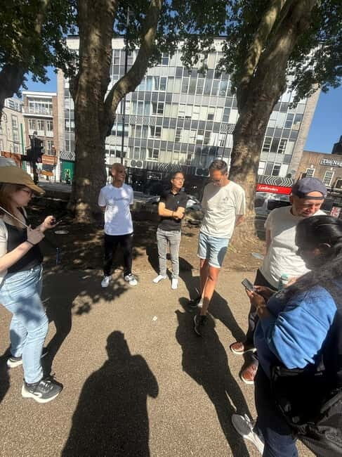 London: Jack the Ripper Walking Tour - The Experience of the Guides and the Stories