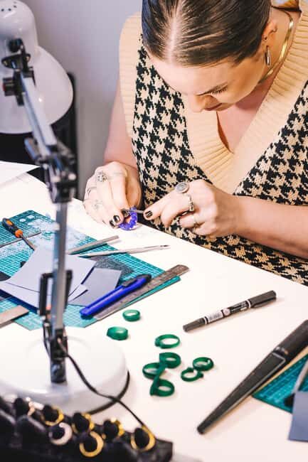 London: Jewellery Making Workshop - Stööki Jewellery Store - Who is this experience best for?