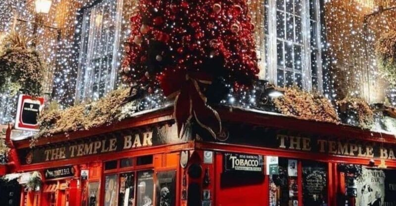 London: Magical Christmas Lights Guided Tour by Private Taxi - Key Points