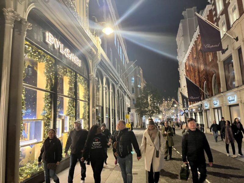 London: Magical Christmas Walking Tour - A Closer Look at the Experience