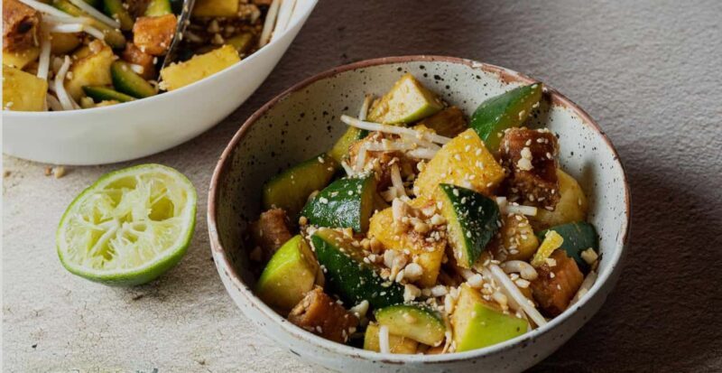 London: Malaysian Cooking Class with Wine - Key Points