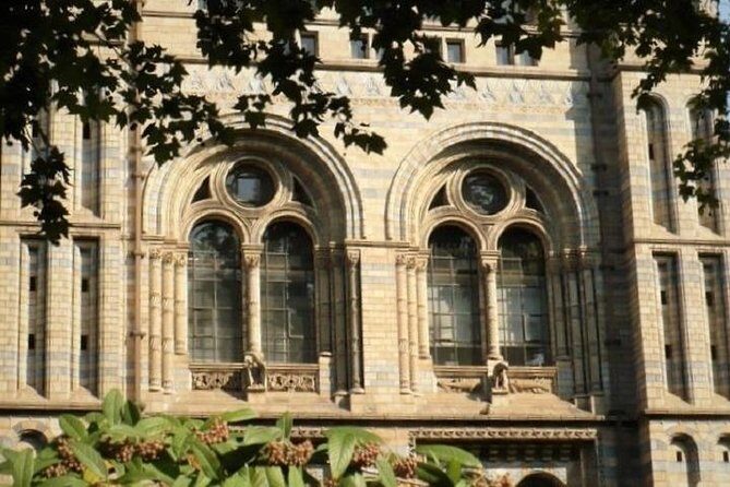 London Natural History Museum Private Tour for Kids & Families - Key Points