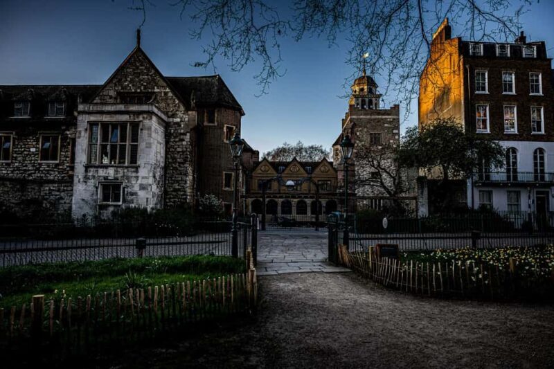 London Night Walking Tour: Ghosts & Haunting Legends - Frequently Asked Questions