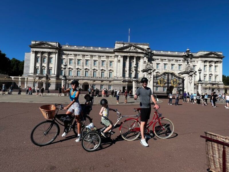 London: Private Family Guided Bike Tour with Childseats - Price and Value