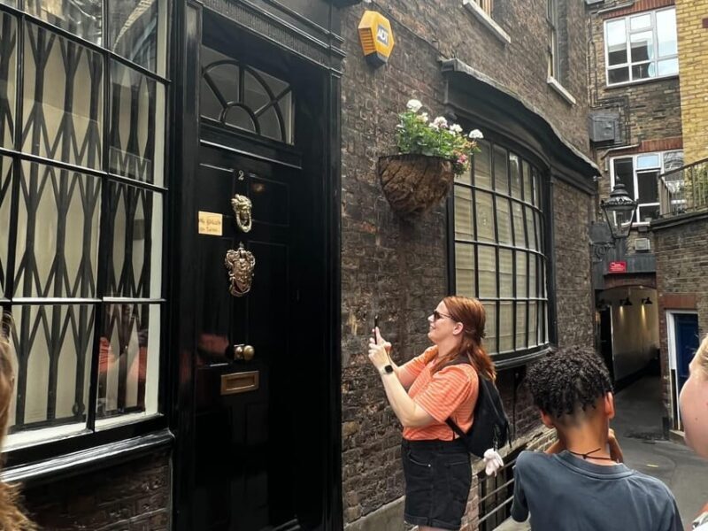 London: Private Family Harry Potter Movie Locations & Cruise - Who Is This Tour Best Suited For?