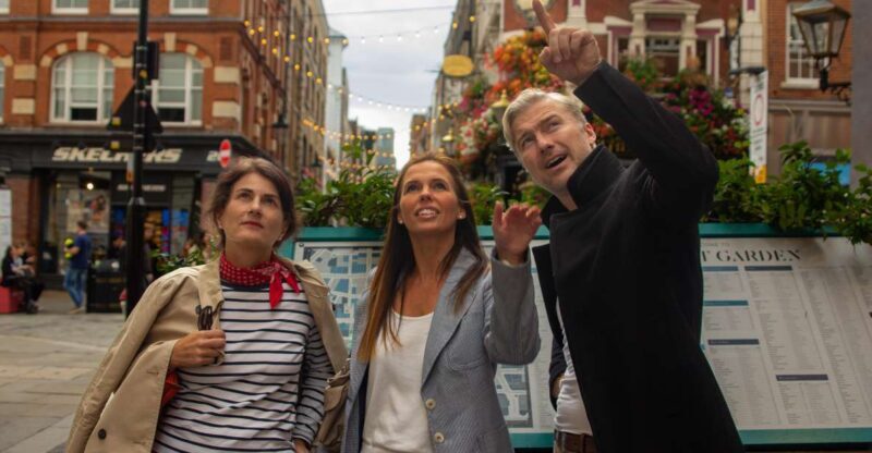 London: Private Personalized Tour with a Local Host - Meeting Your Guide and Setting Expectations