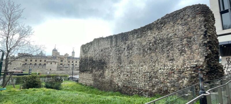 London: Private Secret London Tour with Local Expert - The Sum Up