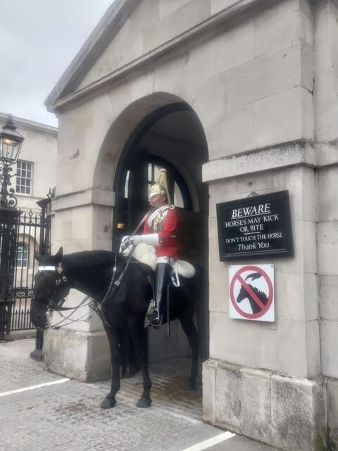 London Private Tour: Westminster Abbey and Guard Change - FAQ