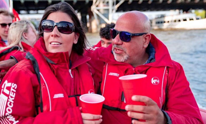 London: River Thames Sunset Speedboat Experience with Drink - FAQ