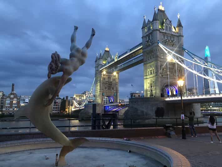 London River Walk and Hidden Gems Pub Hopping Experience - Exploring the Thames and Its Secret Corners