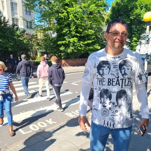 London: Rock N Roll Beatles Private Black Cab Tour - A Closer Look at the Tour Experience