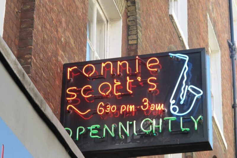 London: Rock 'n' Roll History Tour - Key Points