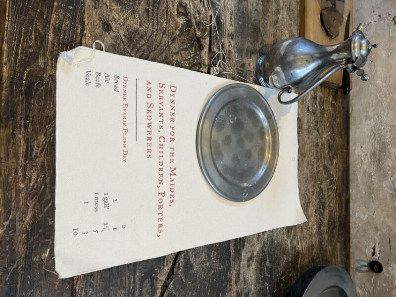 London: Royal Hampton Court Guided Tour with Afternoon Tea - The Experience Breakdown