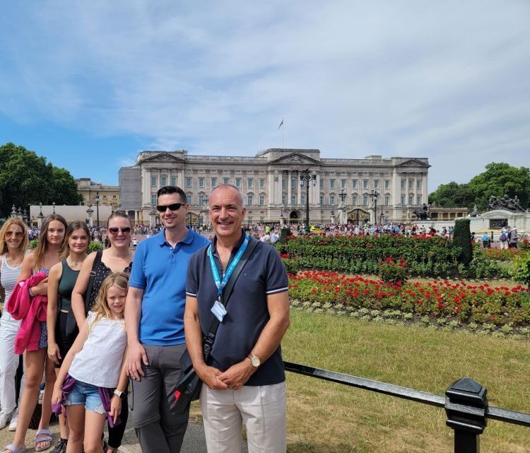 London: Royal Walking Tour and Buckingham Palace Audio Tour - Who Will Love This Tour?