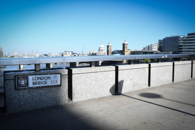 London: See 40+ London Sights  Fun Local Guide - What to Expect from the Tour