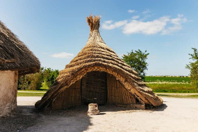 London: Stonehenge Morning or Afternoon Tour Optional Lunch - On the road: comfortable coach, long-ish ride