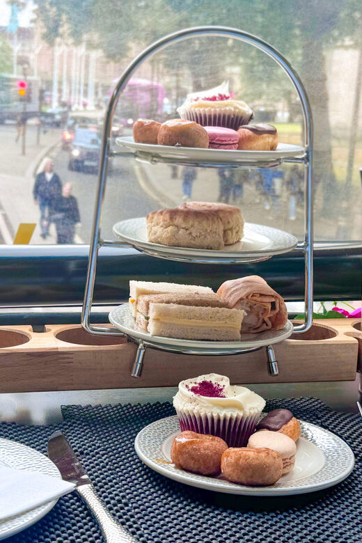 London: Taylor Swift-Inspired Afternoon Tea Bus Tour - Key Points